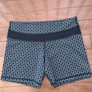 Lululemon bike shorts in black and gray pattern